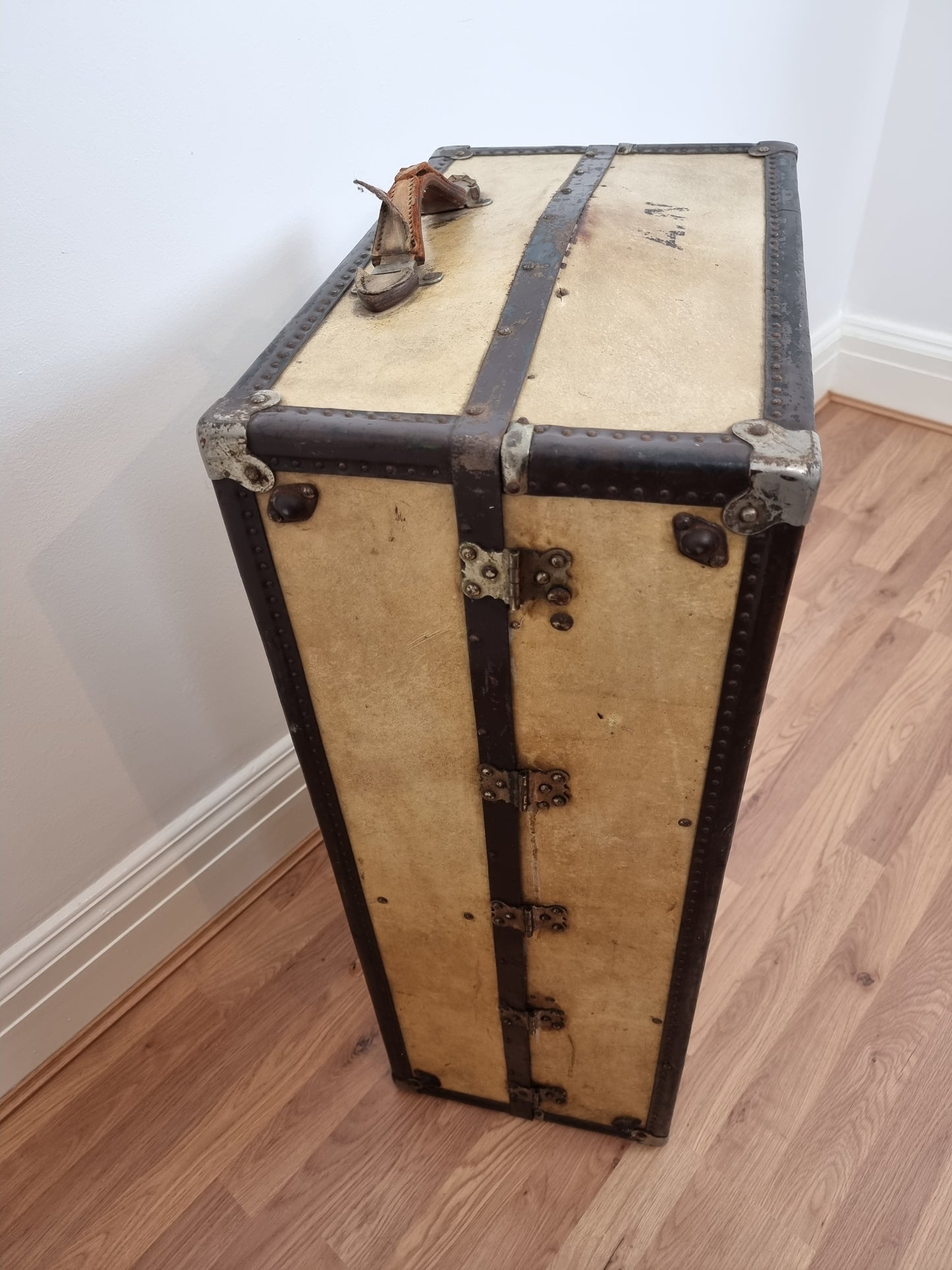 Vintage Steamer Wardrobe Trunk Early 20th Century Pressboard, Brass & Leather