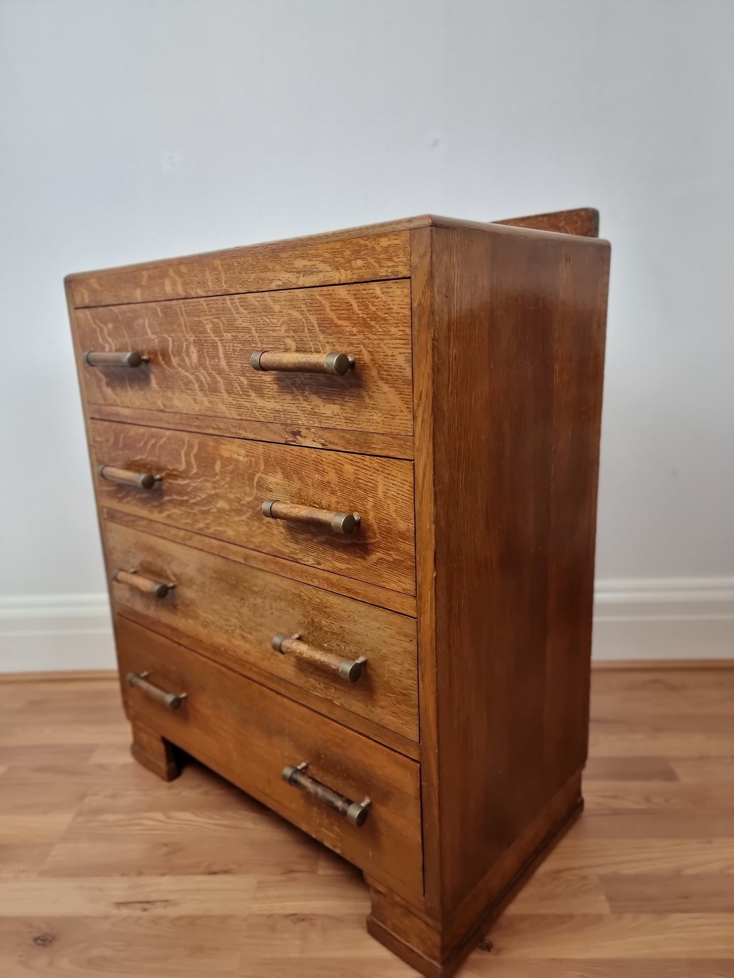 Art Deco vintage Heals style oak chest of drawers