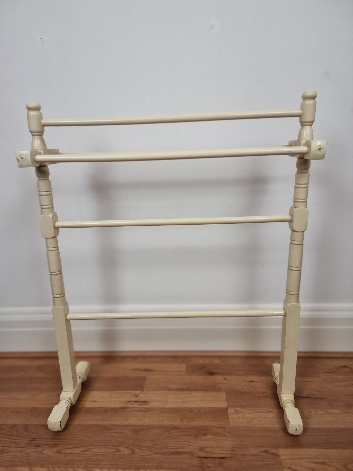 Antique Victorian White Painted Pine Towel Rack/Rail