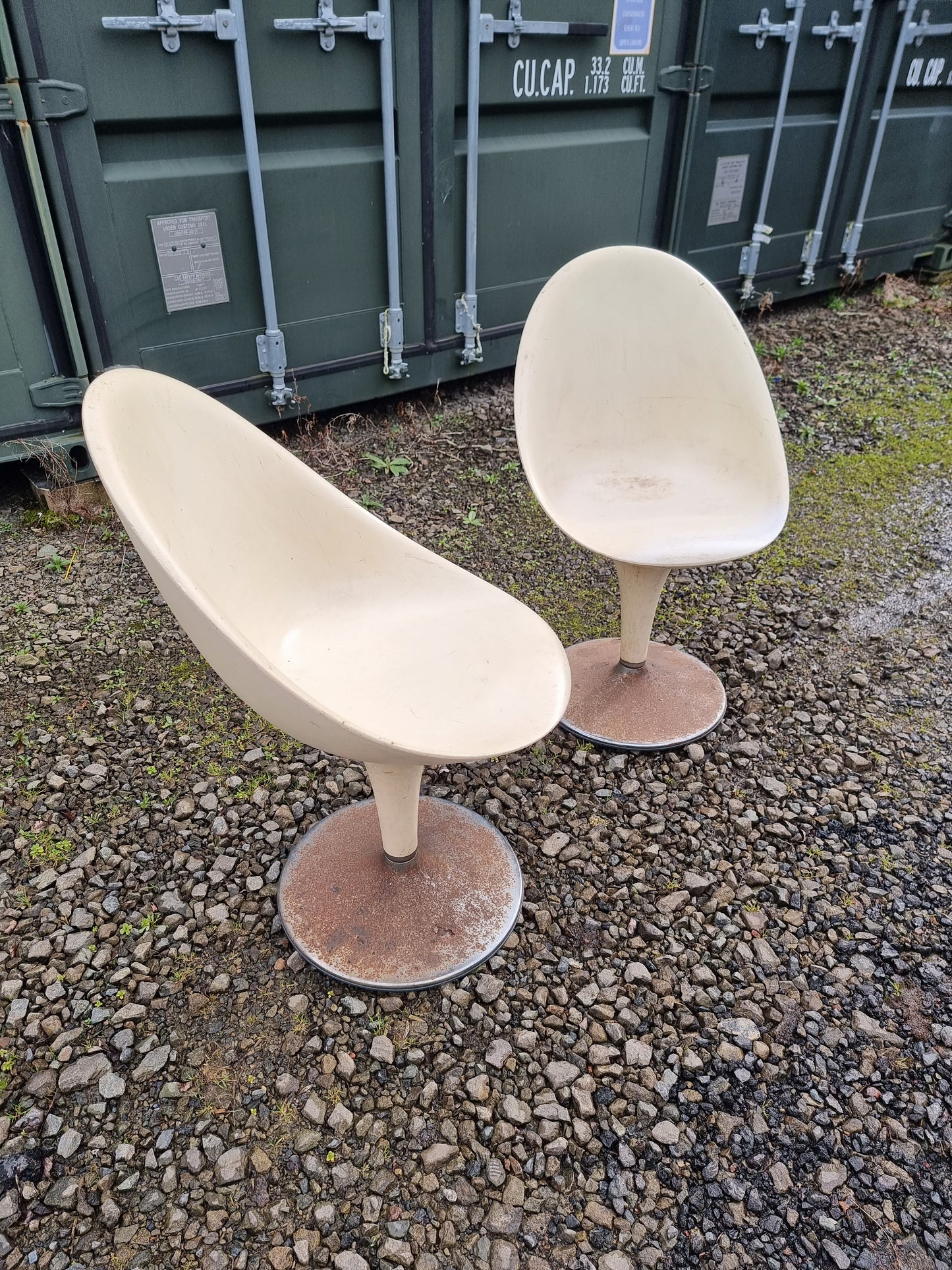 Pair (x2)White Magis Bombo Egg Chairs Mid Century by Stefano Giovannoni