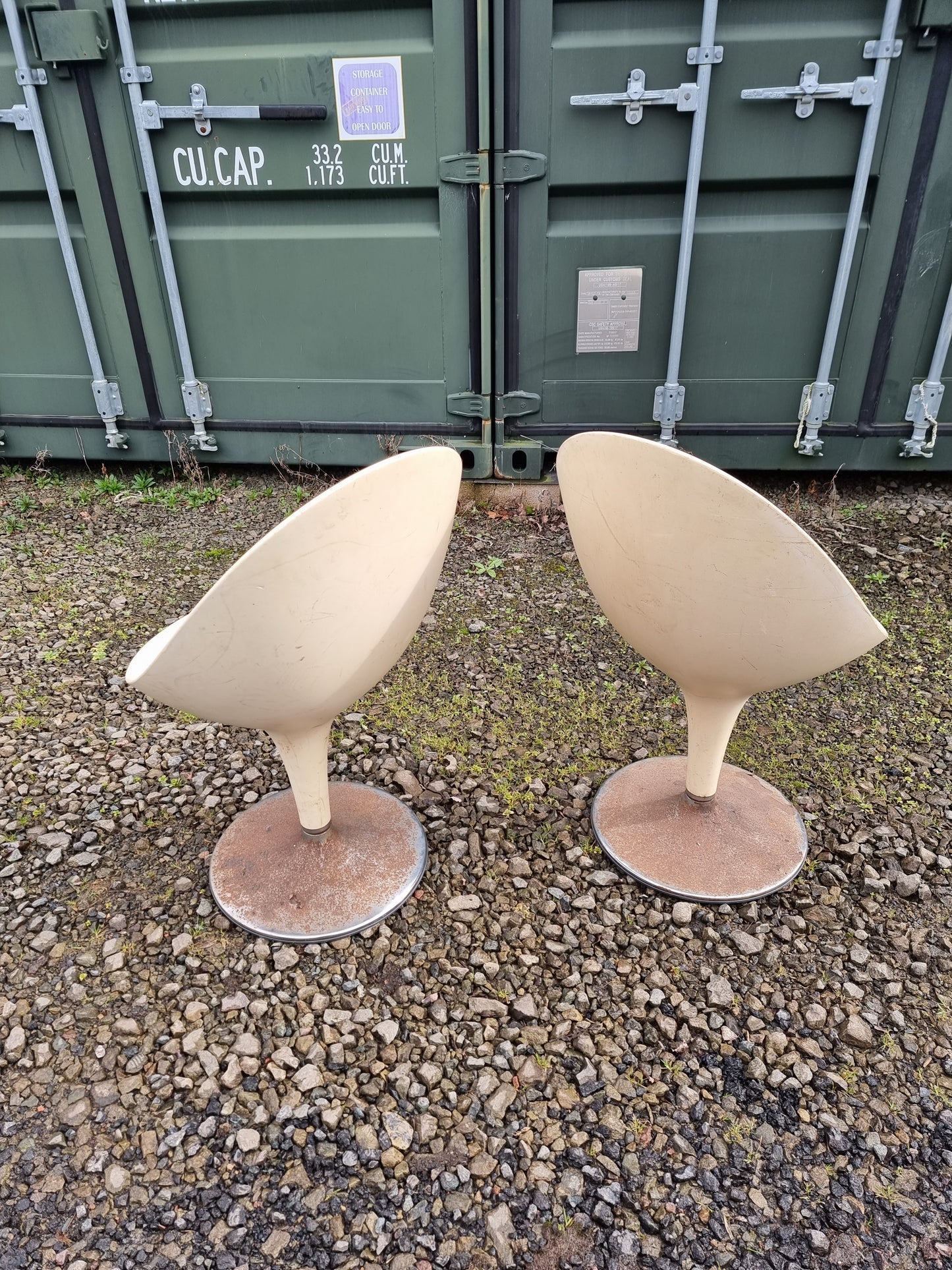 Pair (x2)White Magis Bombo Egg Chairs Mid Century by Stefano Giovannoni