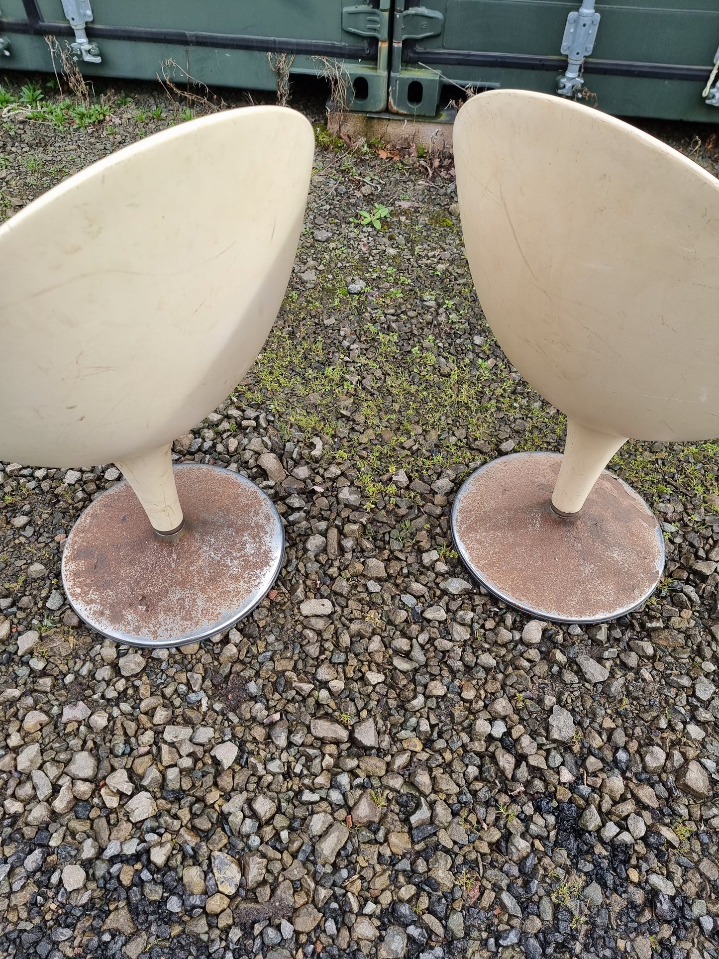 Pair (x2)White Magis Bombo Egg Chairs Mid Century by Stefano Giovannoni