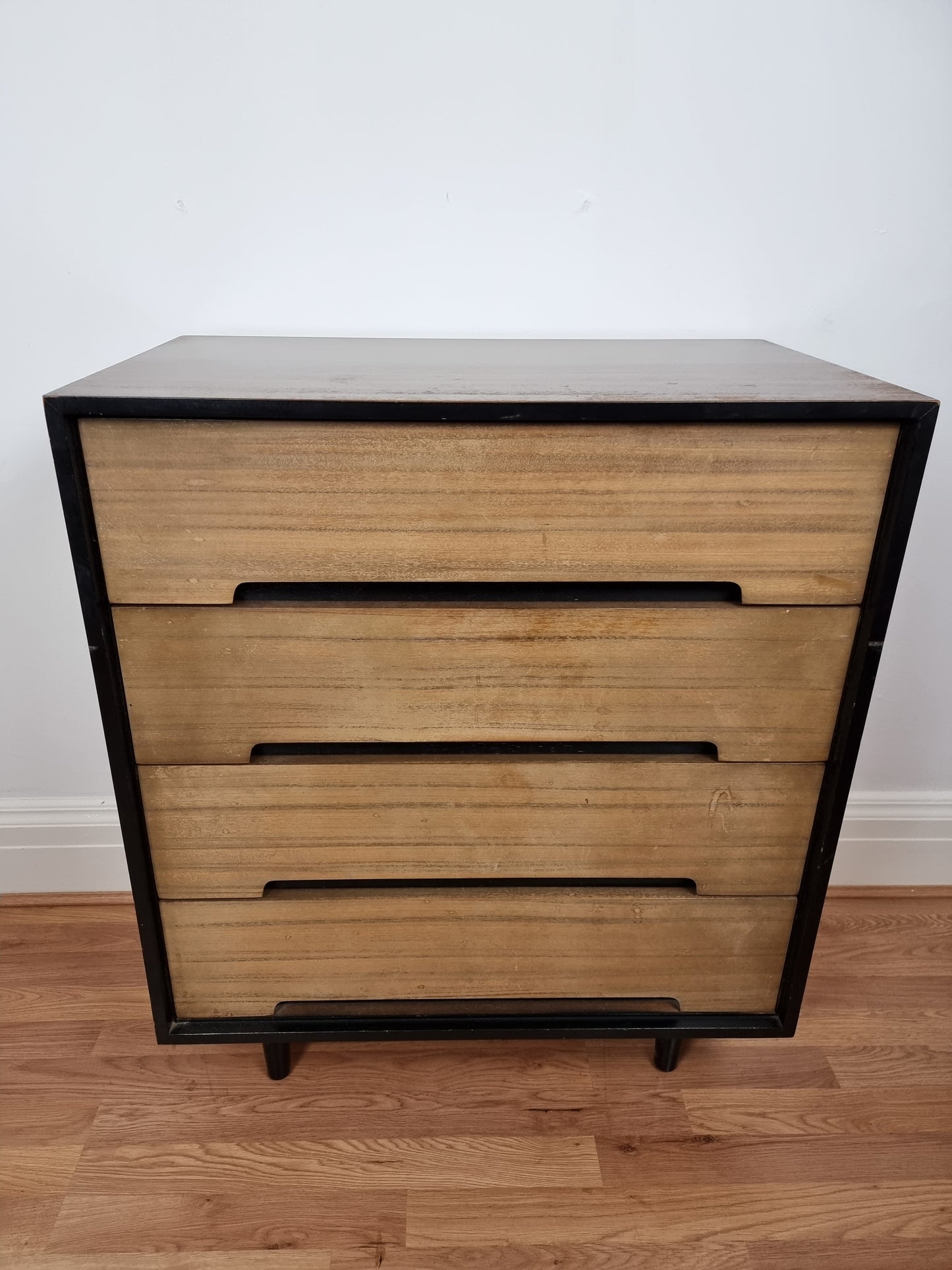 MID CENTURY VINTAGE JOHN & SYLVIA REID STAG C RANGE LIGHT OAK CHEST OF DRAWERS